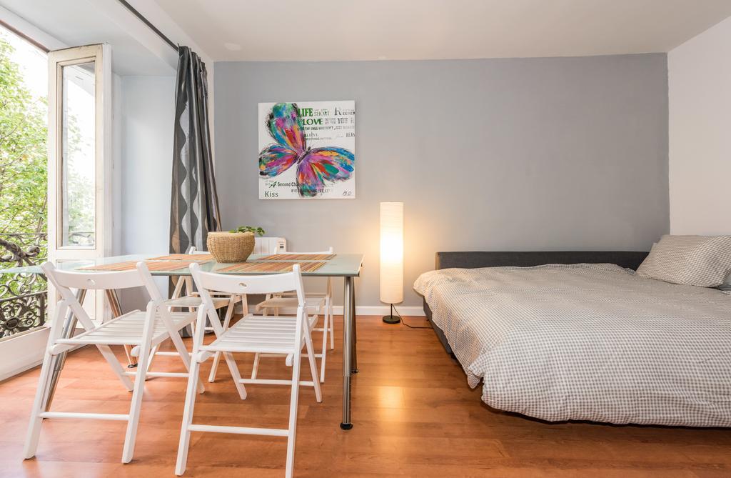 Puerta Del Sol Hotel *